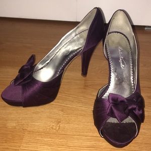 Michaelangelo Lapis Heels